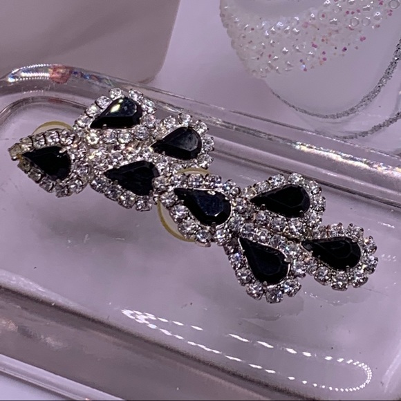 Jewelry - Silvertone rhinestone and black stone formal dress pierced earrings.